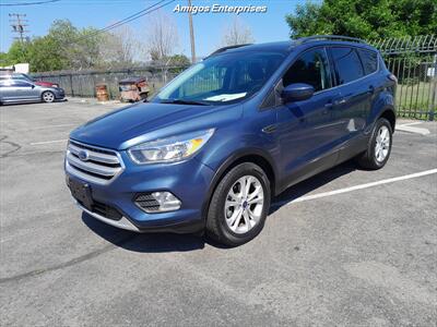 2018 Ford Escape SE   - Photo 2 - Fresno, CA 93702