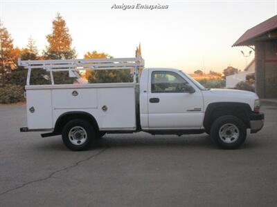 2002 Chevrolet 2500HD   - Photo 18 - Fresno, CA 93702