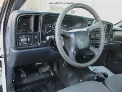 2002 Chevrolet 2500HD   - Photo 11 - Fresno, CA 93702