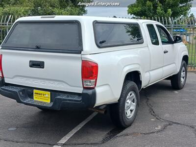 2017 Toyota Tacoma SR5   - Photo 4 - Fresno, CA 93702