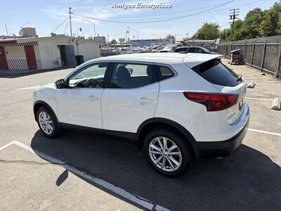 2017 Nissan Rogue Sport S - Photo 6 - Fresno, CA 93702