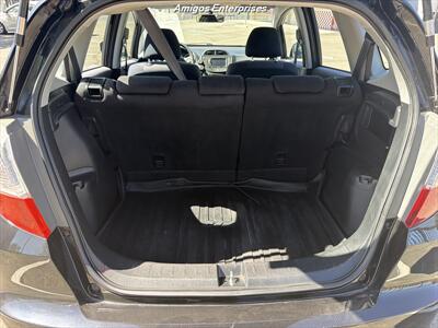 2010 Honda Fit Sport   - Photo 10 - Fresno, CA 93702