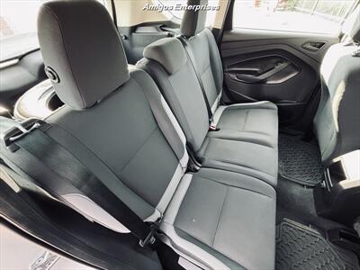 2014 Ford Escape S   - Photo 8 - Fresno, CA 93702