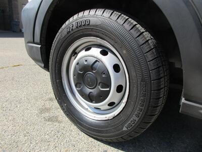 2022 Ford Transit 250  High Roof - Photo 5 - Madera, CA 93636