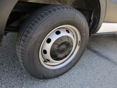 2022 Ford Transit 250  High Roof - Photo 16 - Madera, CA 93636