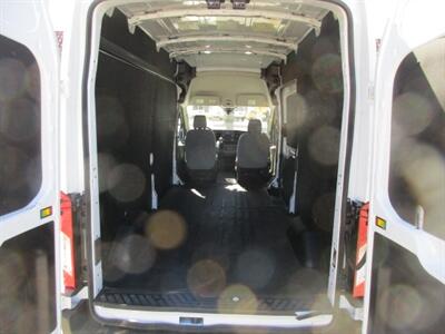 2022 Ford Transit 250  High Roof - Photo 14 - Madera, CA 93636