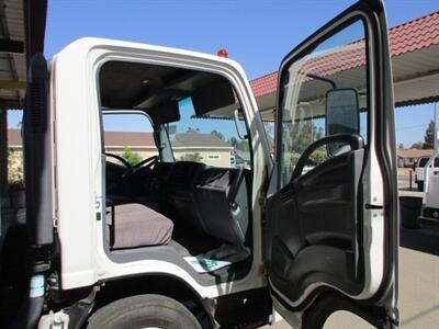 2020 Isuzu NNR   - Photo 22 - Madera, CA 93636