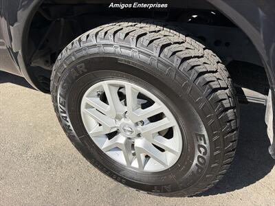 2016 Nissan Frontier SV - Photo 11 - Fresno, CA 93702