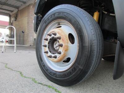 2008 Ford F-450 Super Duty XL  Boom Utility - Photo 6 - Madera, CA 93636