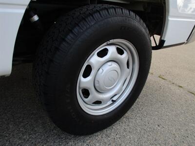 2011 Ford F-150 XL   - Photo 8 - Madera, CA 93636