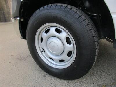 2011 Ford F-150 XL   - Photo 6 - Madera, CA 93636