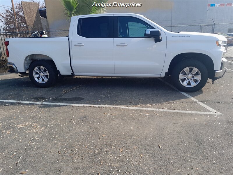 2020 Chevrolet Silverado 1500 LT photo 4