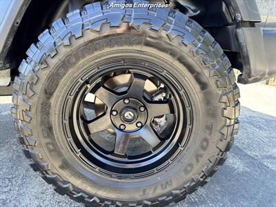 2020 Jeep Wrangler Sport S   - Photo 12 - Fresno, CA 93702