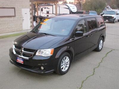 2020 Dodge Grand Caravan SXT - Photo 5 - Madera, CA 93636