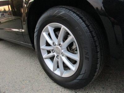 2020 Dodge Grand Caravan SXT - Photo 13 - Madera, CA 93636