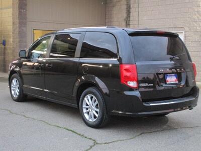 2020 Dodge Grand Caravan SXT - Photo 12 - Madera, CA 93636