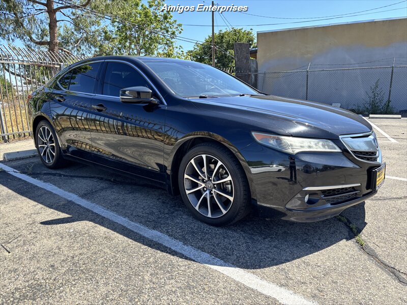 2015 Acura TLX   - Photo 1 - Fresno, CA 93702