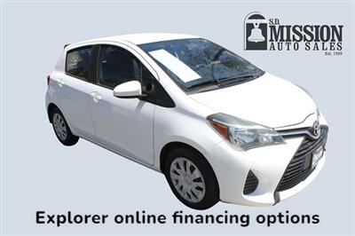 2015 Toyota Yaris 5-Door L  