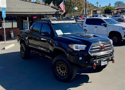 2017 Toyota Tacoma SR5 V6 Truck