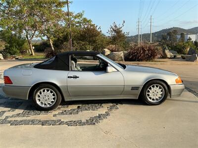 1990 Mercedes-Benz 500 SL   - Photo 5 - Escondido, CA 92029