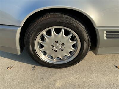 1990 Mercedes-Benz 500 SL   - Photo 47 - Escondido, CA 92029