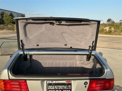 1990 Mercedes-Benz 500 SL   - Photo 36 - Escondido, CA 92029