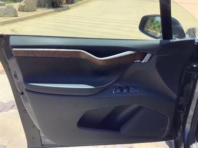 2018 Tesla Model X 100D   - Photo 30 - Escondido, CA 92029