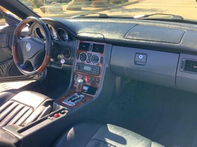 2004 Mercedes-Benz SLK 320   - Photo 28 - Escondido, CA 92029