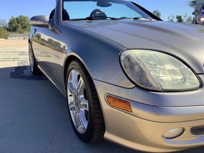 2004 Mercedes-Benz SLK 320   - Photo 12 - Escondido, CA 92029