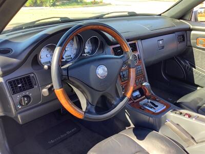 2004 Mercedes-Benz SLK 320   - Photo 24 - Escondido, CA 92029
