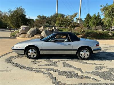 1990 Buick Reatta   - Photo 6 - Escondido, CA 92029