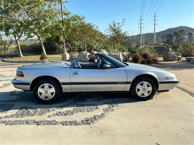 1990 Buick Reatta   - Photo 8 - Escondido, CA 92029
