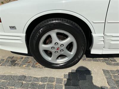 1995 Oldsmobile Cutlass Supreme   - Photo 46 - Escondido, CA 92029