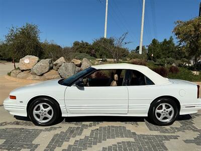 1995 Oldsmobile Cutlass Supreme   - Photo 6 - Escondido, CA 92029
