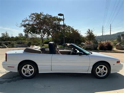 1995 Oldsmobile Cutlass Supreme   - Photo 8 - Escondido, CA 92029