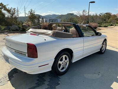 1995 Oldsmobile Cutlass Supreme   - Photo 12 - Escondido, CA 92029