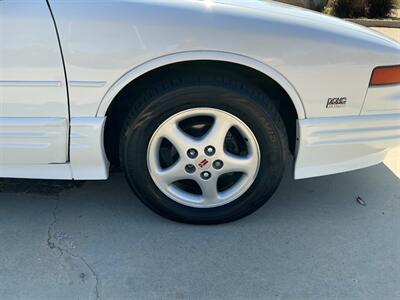 1995 Oldsmobile Cutlass Supreme   - Photo 47 - Escondido, CA 92029