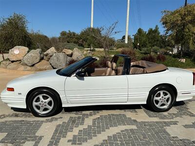 1995 Oldsmobile Cutlass Supreme   - Photo 5 - Escondido, CA 92029