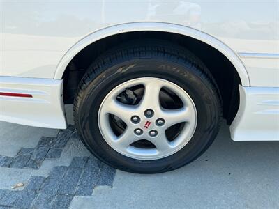 1995 Oldsmobile Cutlass Supreme   - Photo 48 - Escondido, CA 92029