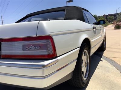 1993 Cadillac Allante   - Photo 16 - Escondido, CA 92029