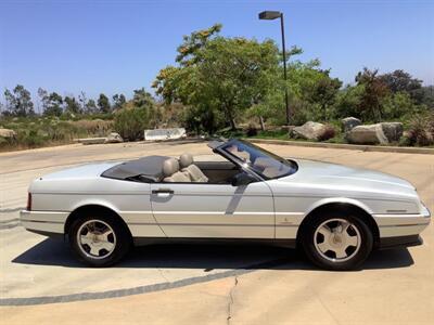 1993 Cadillac Allante   - Photo 6 - Escondido, CA 92029