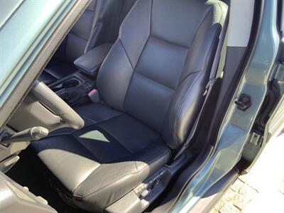2002 Volvo V70 T5   - Photo 27 - Escondido, CA 92029