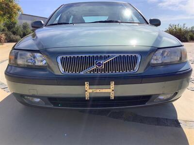 2002 Volvo V70 T5   - Photo 3 - Escondido, CA 92029