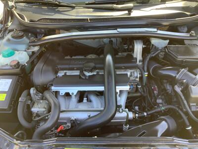 2002 Volvo V70 T5   - Photo 41 - Escondido, CA 92029