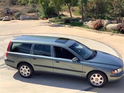 2002 Volvo V70 T5   - Photo 18 - Escondido, CA 92029
