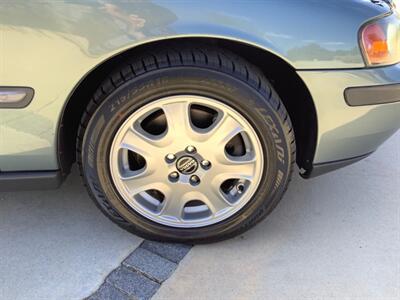 2002 Volvo V70 T5   - Photo 51 - Escondido, CA 92029