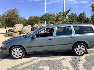 2002 Volvo V70 T5   - Photo 6 - Escondido, CA 92029