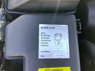 2002 Volvo V70 T5   - Photo 44 - Escondido, CA 92029