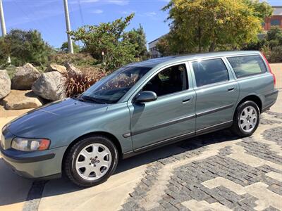 2002 Volvo V70 T5   - Photo 7 - Escondido, CA 92029