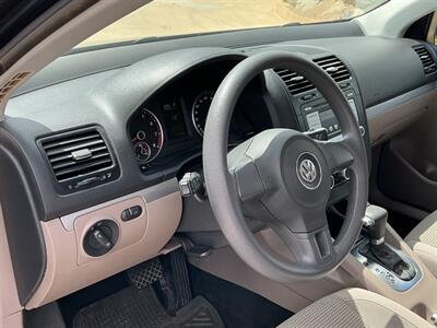 2010 Volkswagen Jetta SE PZEV   - Photo 18 - Escondido, CA 92029